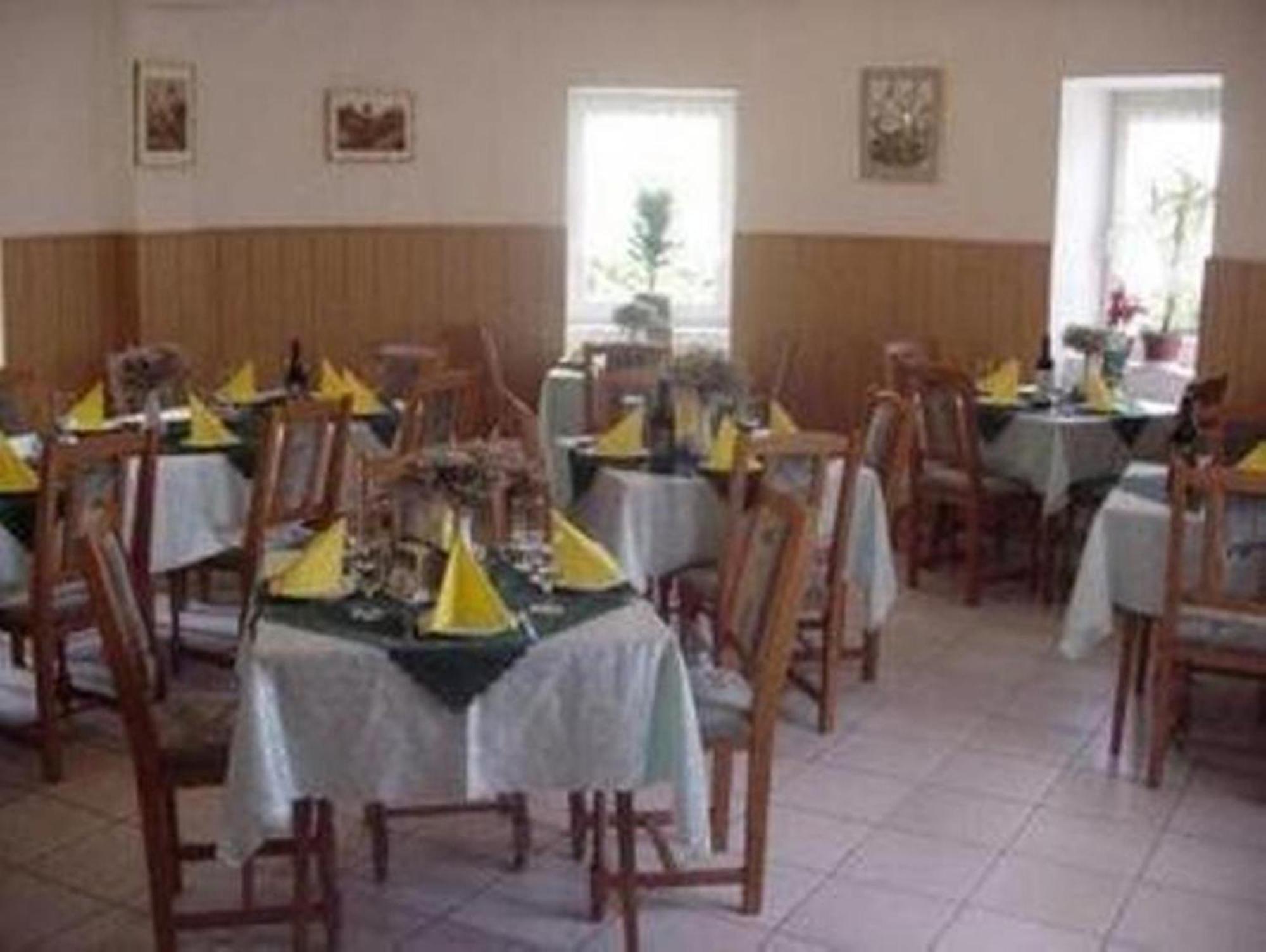 Bed and Breakfast Fuezi Panzio Šoproň Exteriér fotografie
