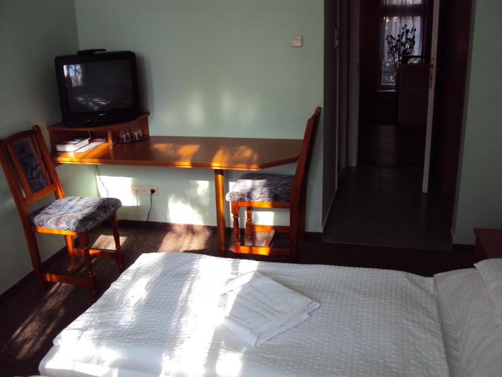 Bed and Breakfast Fuezi Panzio Šoproň Pokoj fotografie